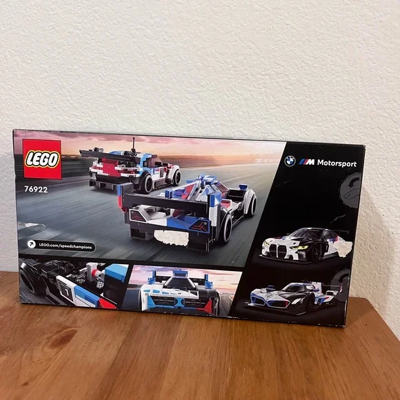 LEGO Speed Champions BMW Race Car Set - Black, White, Blue - Picture 2 of 4
